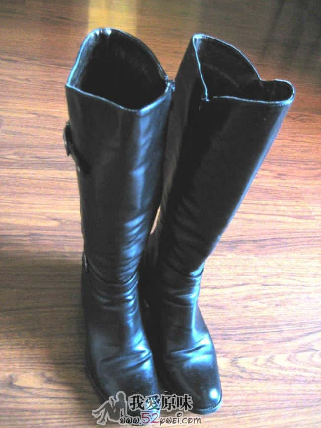 黑色高跟儿皮靴1.jpg