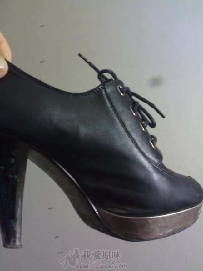 MM上班的鞋子