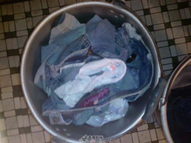 MM换下的衣服留着第二天洗