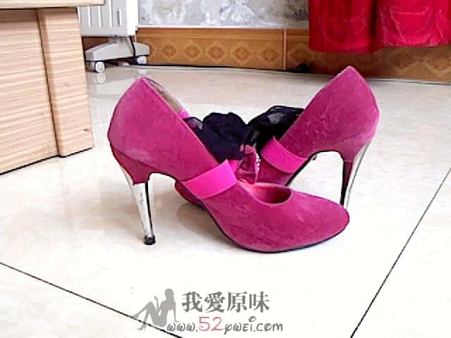 这双鞋好象不适合阿姨穿？