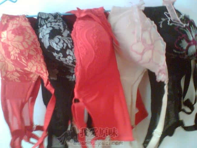 女友的胸大不？