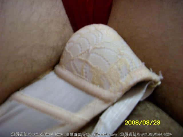 ST830899.JPG
