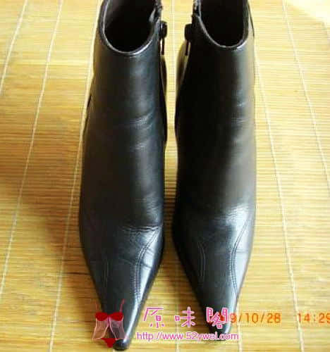 嫂子刚穿的名牌短靴_01.jpg