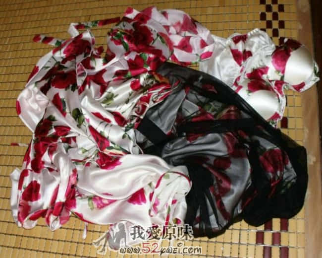 一大堆啊,玩哪件?