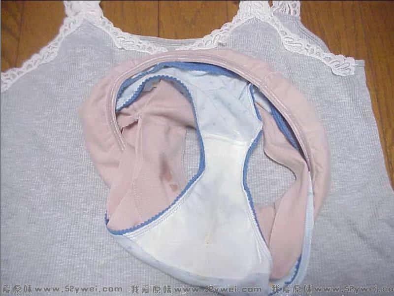 女同学的！