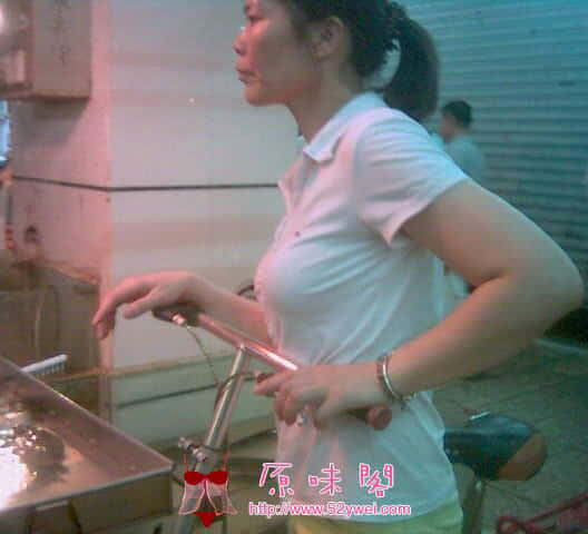20100723熟妇大奶.jpg