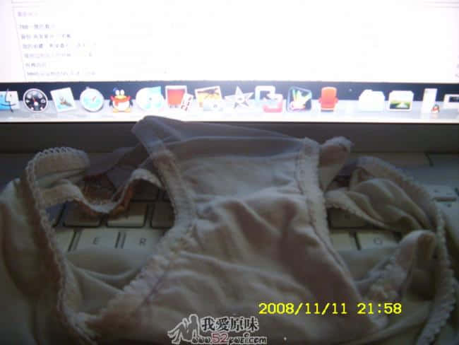 ST834488.JPG