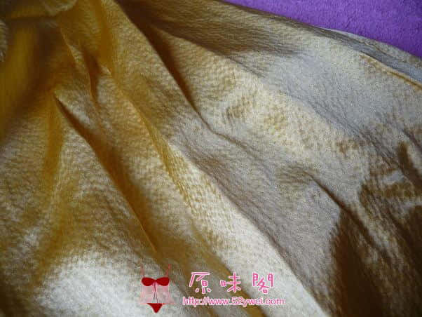 表面有凹凸纹理的真丝软缎