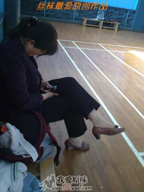 球馆熟妇妈妈 (1).jpg