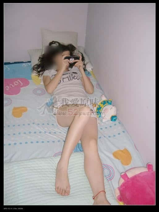 老婆在玩小p的乐克乐克