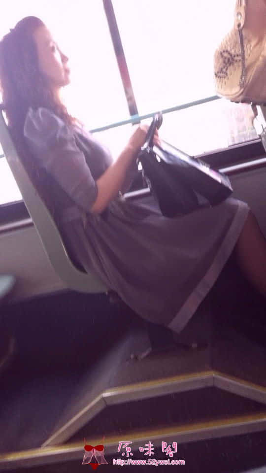 530272217.jpg