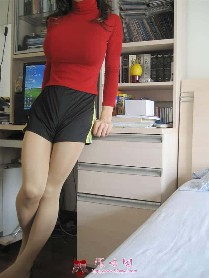 93194_12594660694nS2.jpg